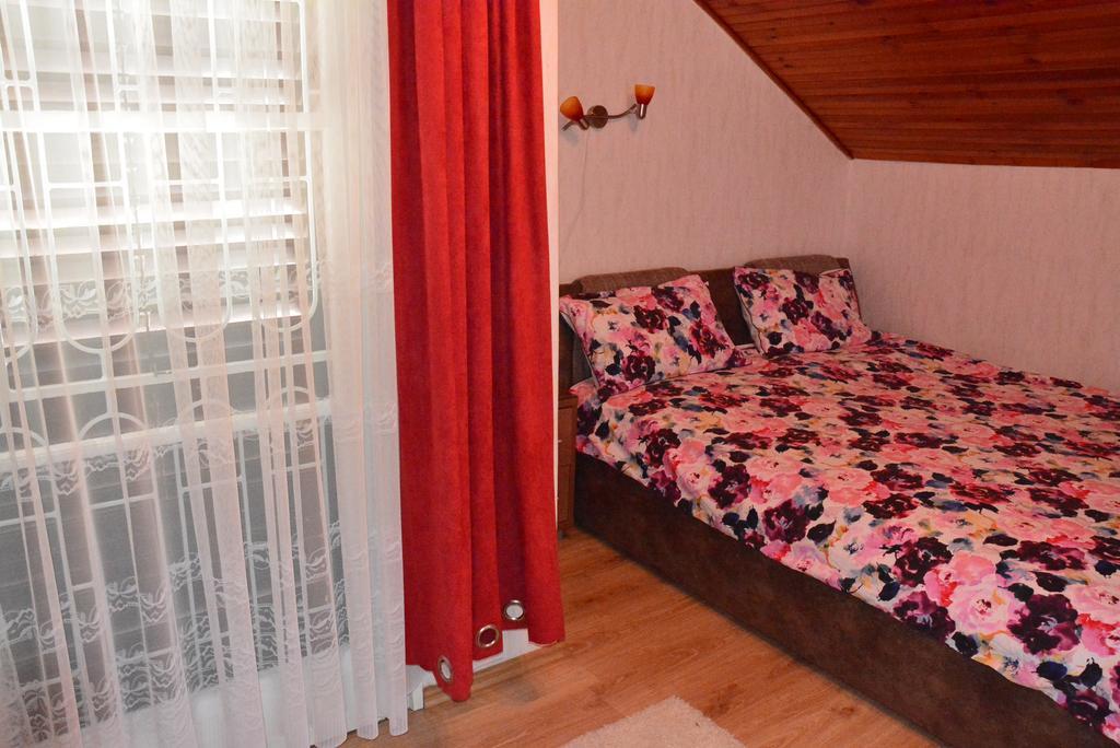 Rózsa nyaralóház Balatonboglár Exterior foto