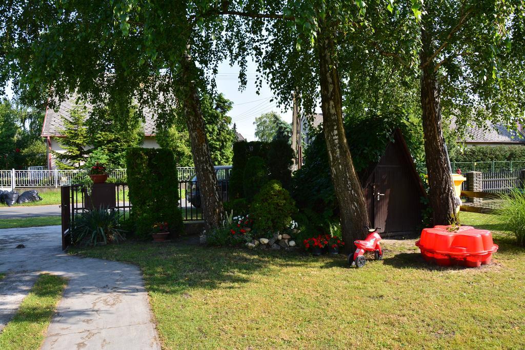 Rózsa nyaralóház Balatonboglár Exterior foto
